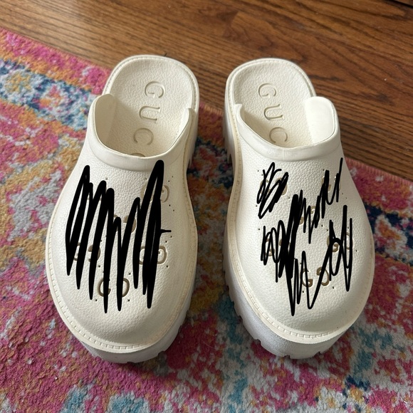 Cream Clogs - Picture 1 of 4